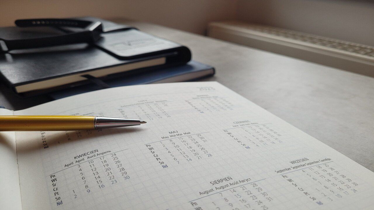 Dwa dodatkowe dni wolne w 2026 roku. Pracownicy mogą sporo zyskać