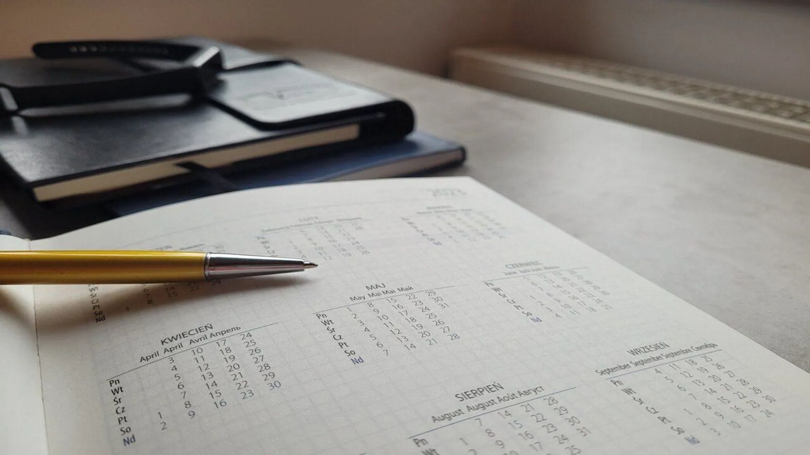 dni wolne od pracy, praca