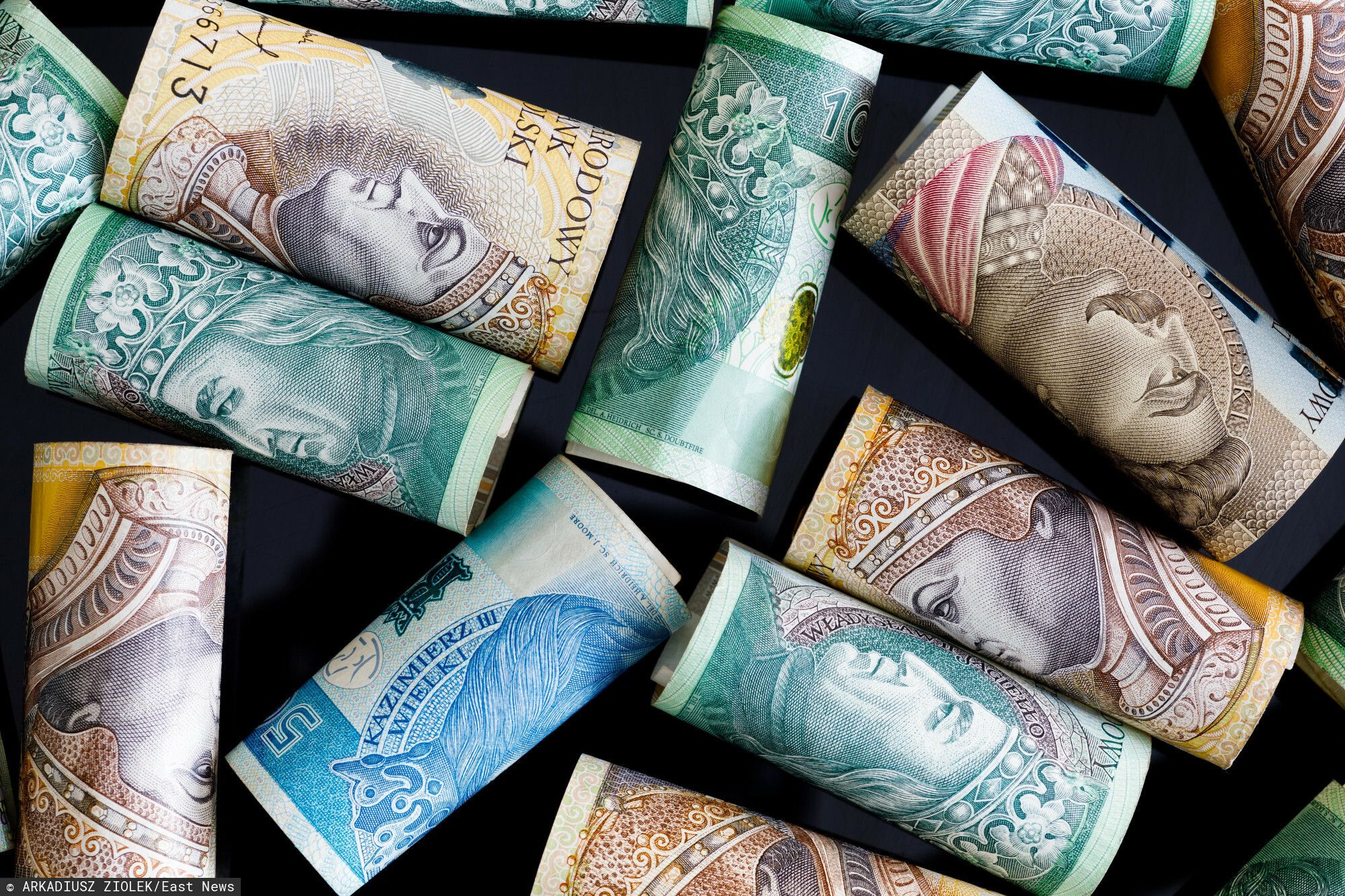 Nawet 336 zł co miesiąc bez względu na dochód. Zapomniany dodatek do emerytur