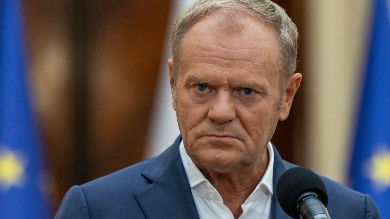 Pilny komunikat Tuska. ABW zatrzymało 8 osób. "Sprawa jest rozwojowa"