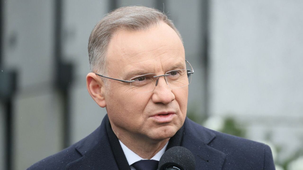 Andrzej Duda, deweloperzy