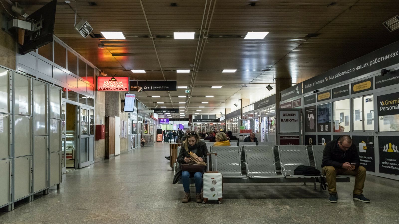 "Największy wstyd Warszawy" przejdzie remont. Najpierw lifting, potem zrównają go z ziemią