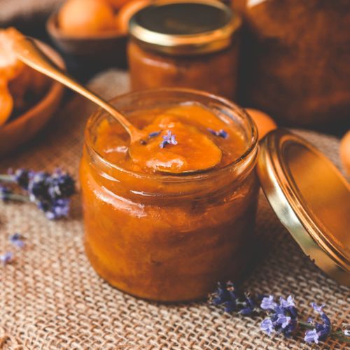 Dżem morelowy z lawendą. Kultowe przetwory w nowym wydaniu