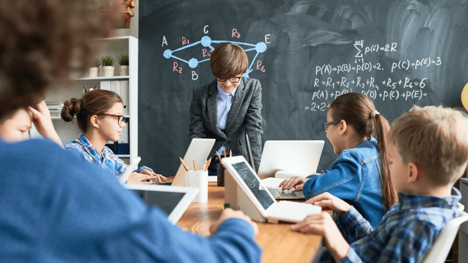 Wyciekły nieoficjalne ustalenia. Jeszcze przed świętami Karol Nawrocki chce pogrążyć rząd Tuska