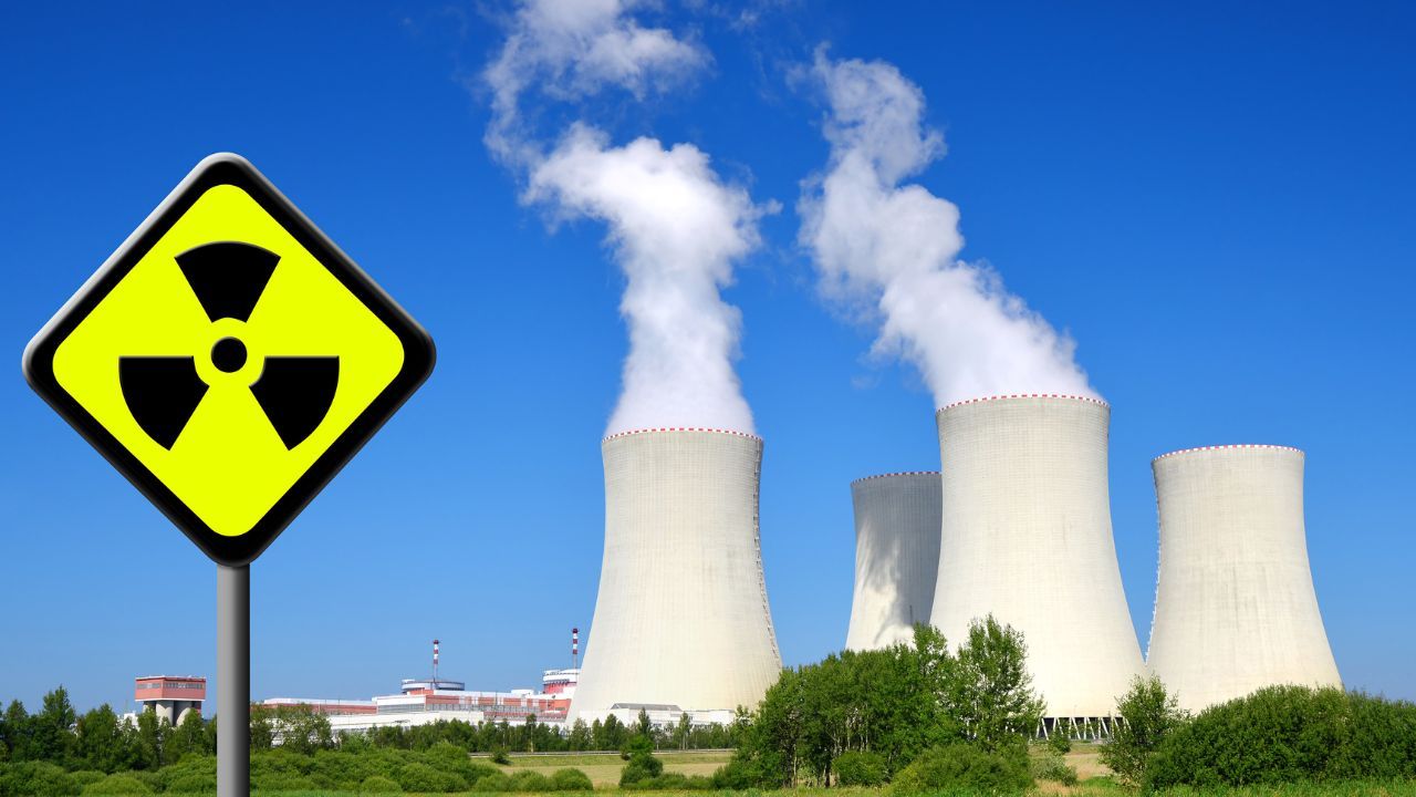 elektrownia atomowa/zdjęcie ilustracyjne