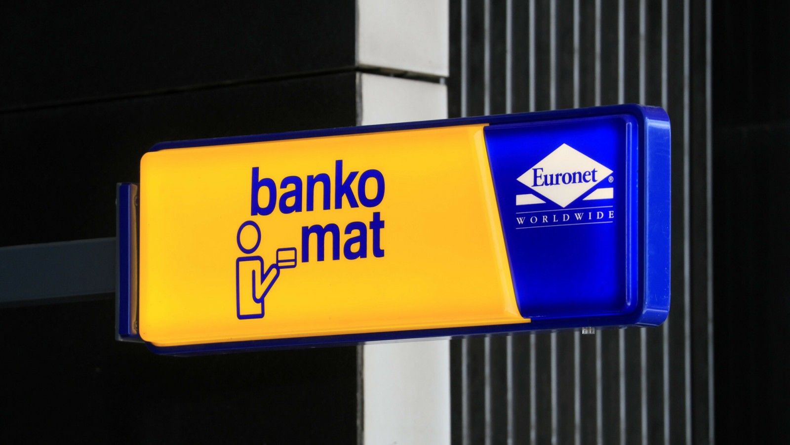 Czy Euronet Worldwide zniknie z polskich ulic? Biznes, który umiera na naszych oczach