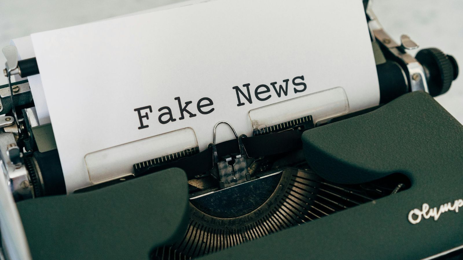 Spięcie na antenie TVP Info. Poseł Konfederacji zaproponował zakład po jednym z pytań