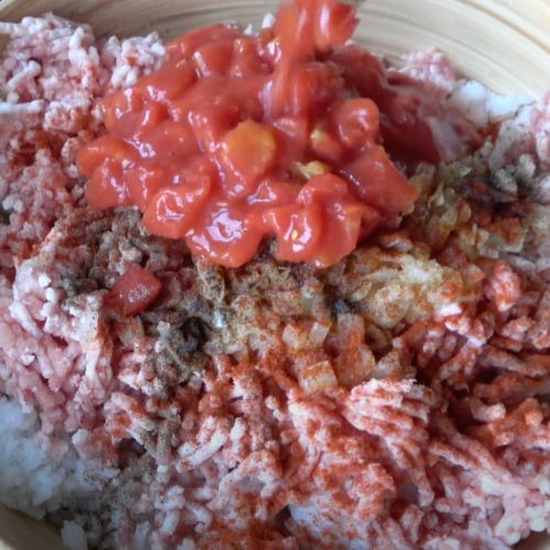 Zamiast gołąbków na obiad podam takie papryki. Starczą na cały weekend, farsz to mistrzostwo