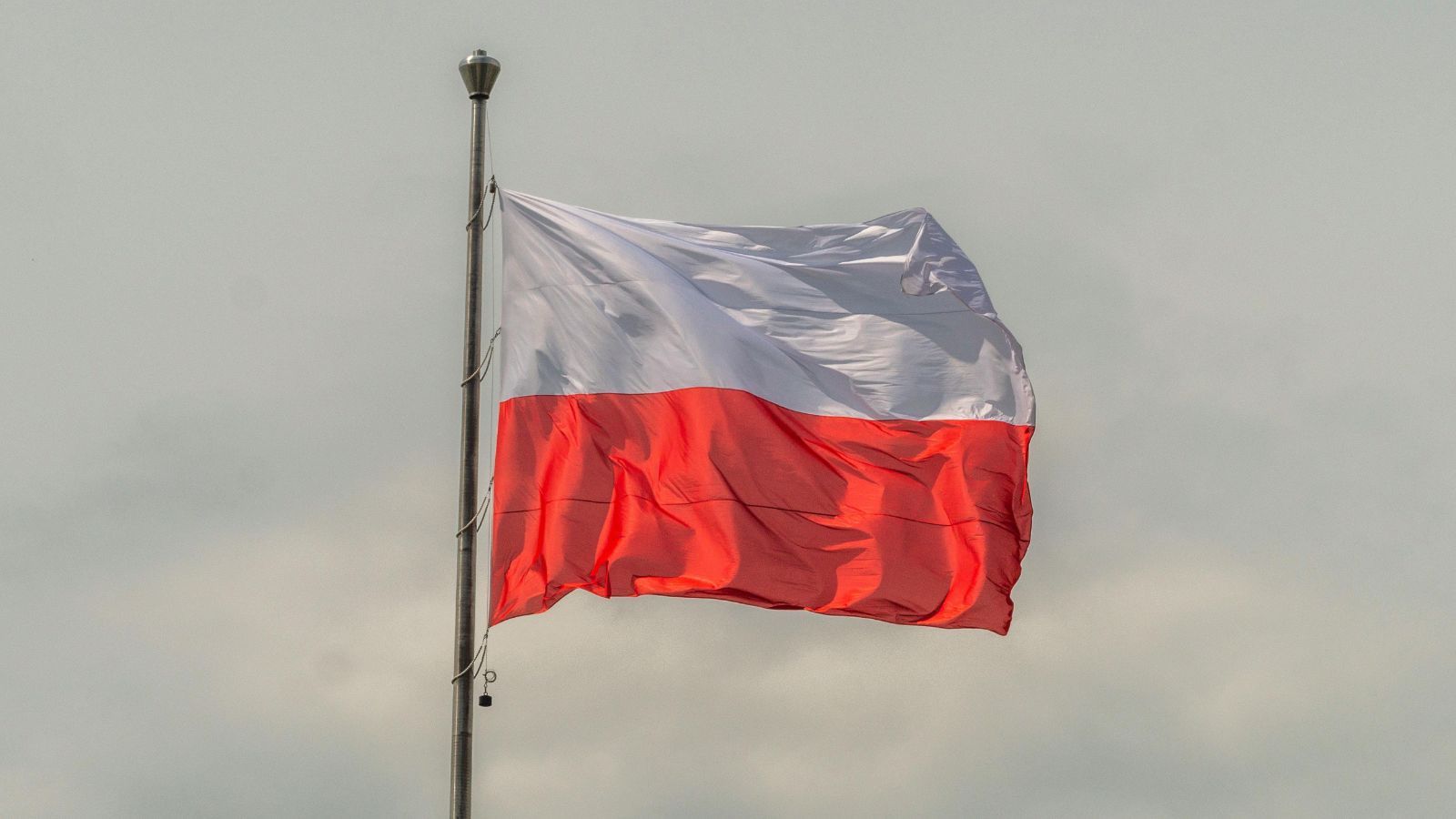 Tego na prawicy jeszcze nie było. Polityczne trzęsienie ziemi w najnowszym sondażu