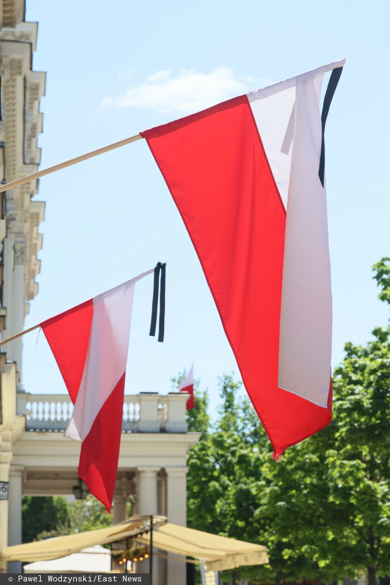 flagi Polski żałoba.jpg