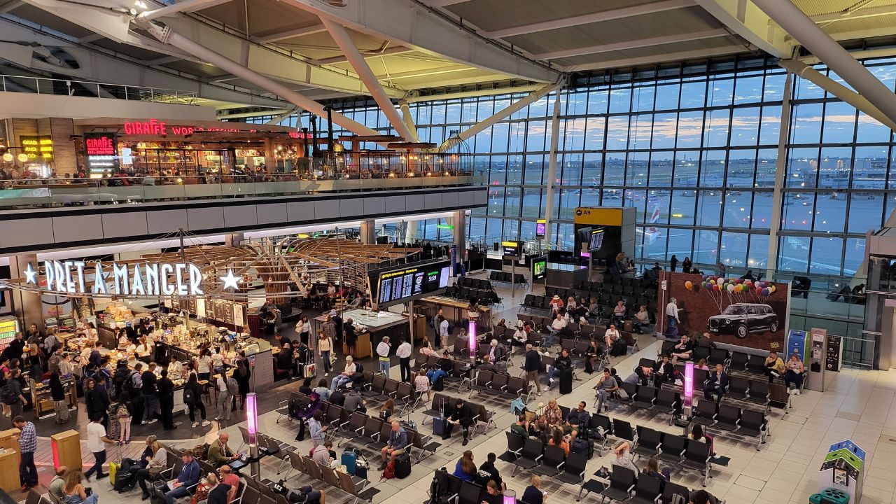 Chaos na wielkim europejskim lotnisku przed majówką. Fatalne wieści dla Polaków 