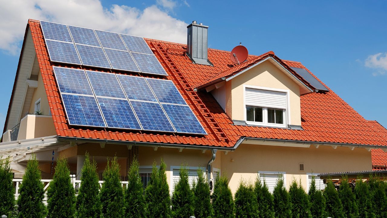 Przychodzą do domów i udają kontrolerów. Jest ostrzeżenie, lepiej im nie otwierać