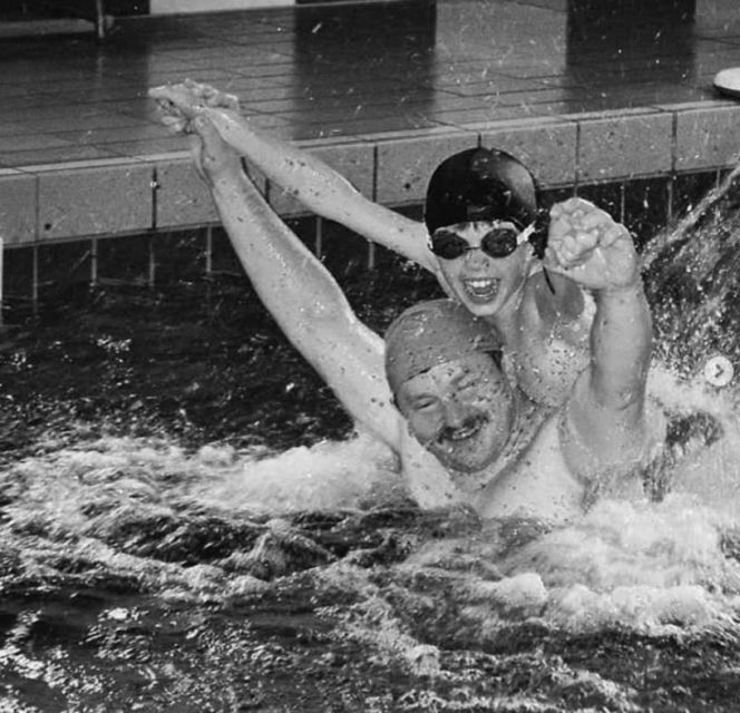 Znany aktor TVP opłakuje śmierć ojca. “Dziękuję za wszystko”.