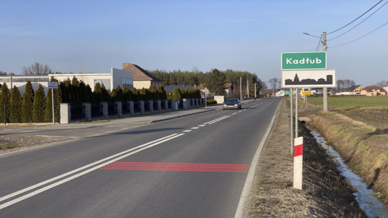 To w tym domu rozegrała się koszmarna zbrodnia. Mieszkańcy Kadłuba wciąż nie mogą uwierzyć w tragedię