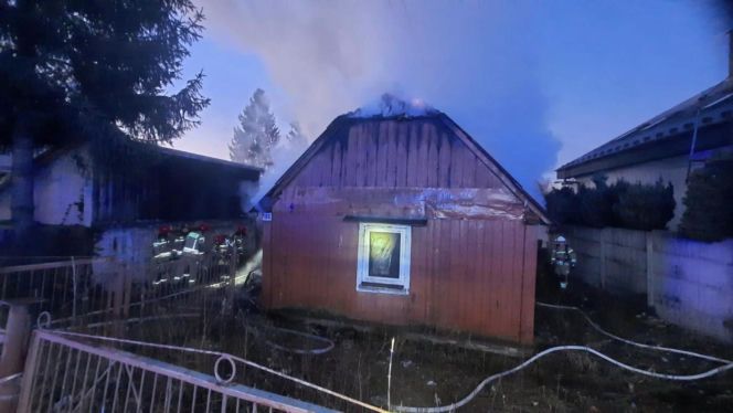 Koszmar w środowy poranek. Nie żyją trzy osoby, ogień strawił cały budynek. Trwa dramatyczna akcja służb