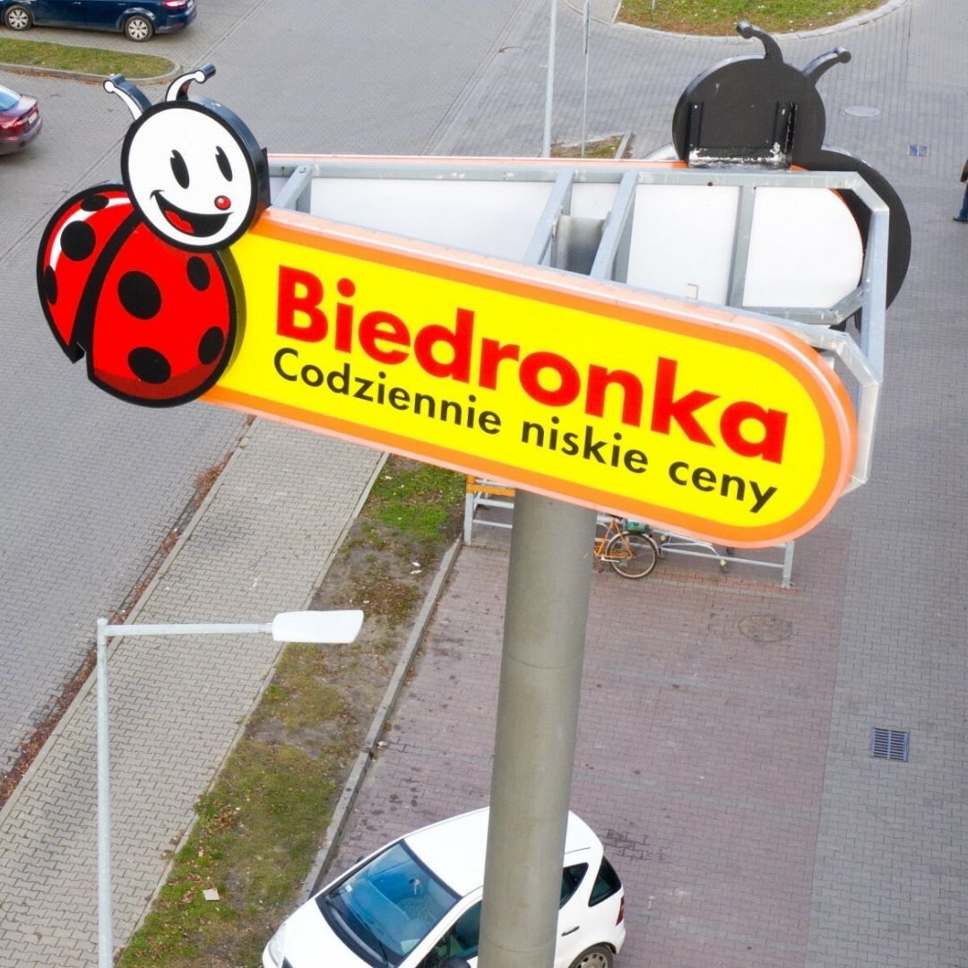 Biedronka zmienia godziny otwarcia. Tysiące sklepów będą działać dłużej