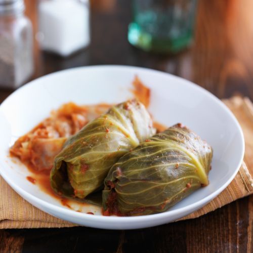  Cała rodzina prosi mnie o te gołąbki. Zalewam je charakternym sosem