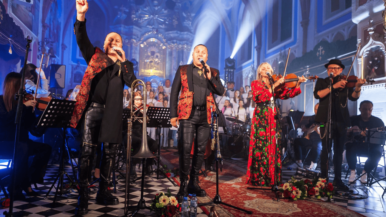 Boże Narodzenie 2025: Najpiękniejsze aranżacje świątecznych pieśni. Znają je wszyscy