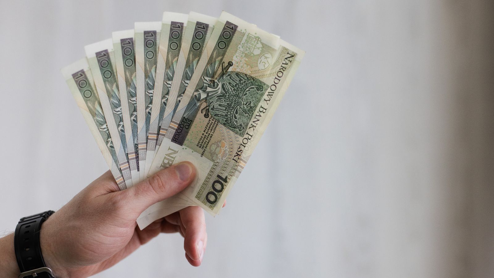 Więcej gotówką nie zapłacisz. Unia Europejska podjęła decyzję