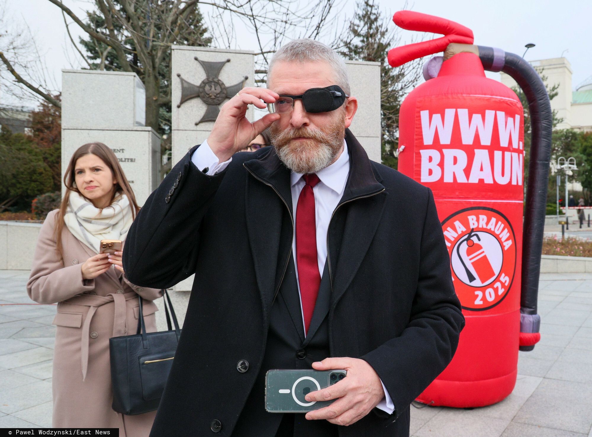 Burza po słowach Kaczyńskiego o Braunie. Tusk nie czekał z ripostą