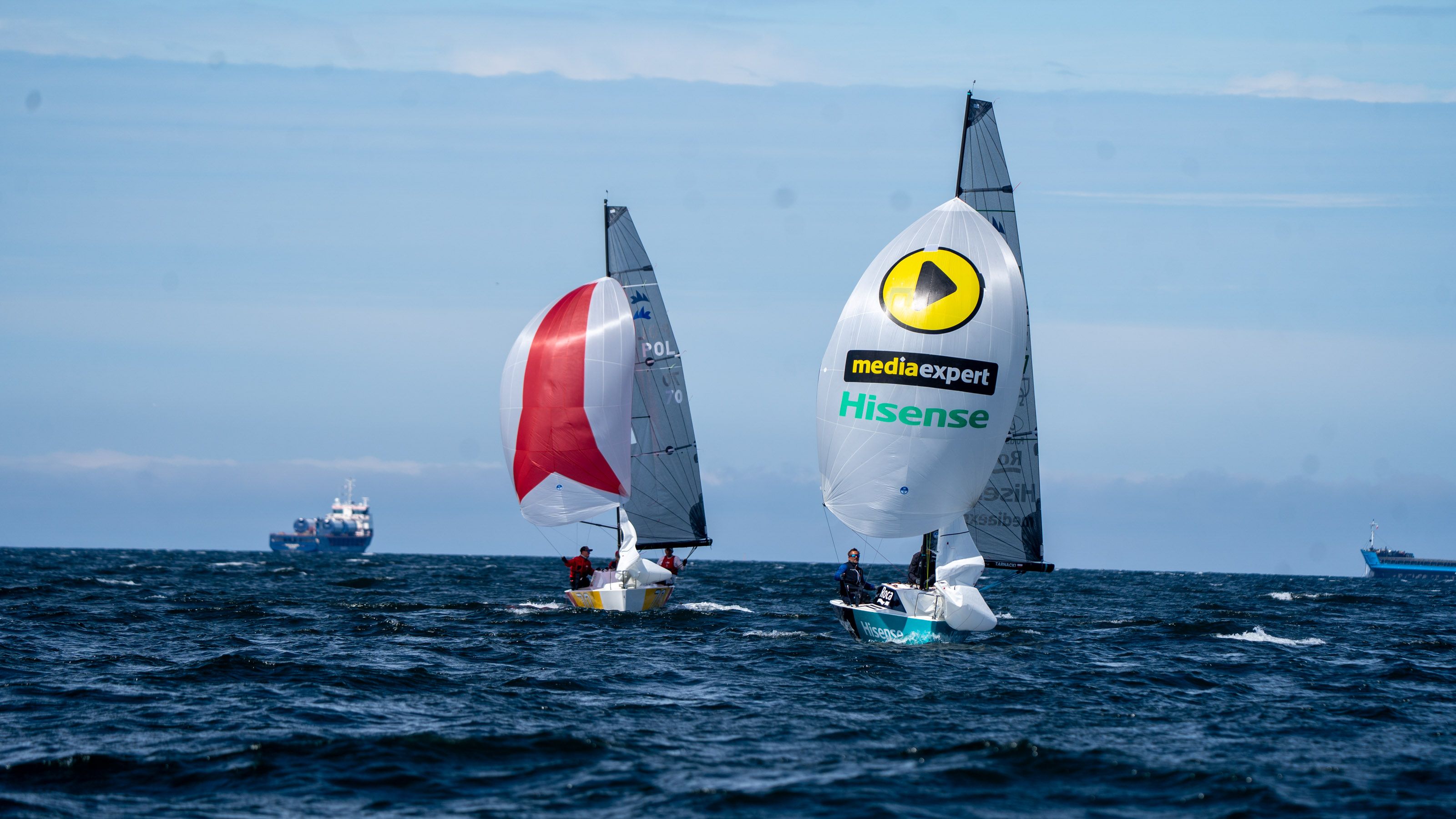 77 racing zwycięża podczas LOTTO Gdynia Sailing Days