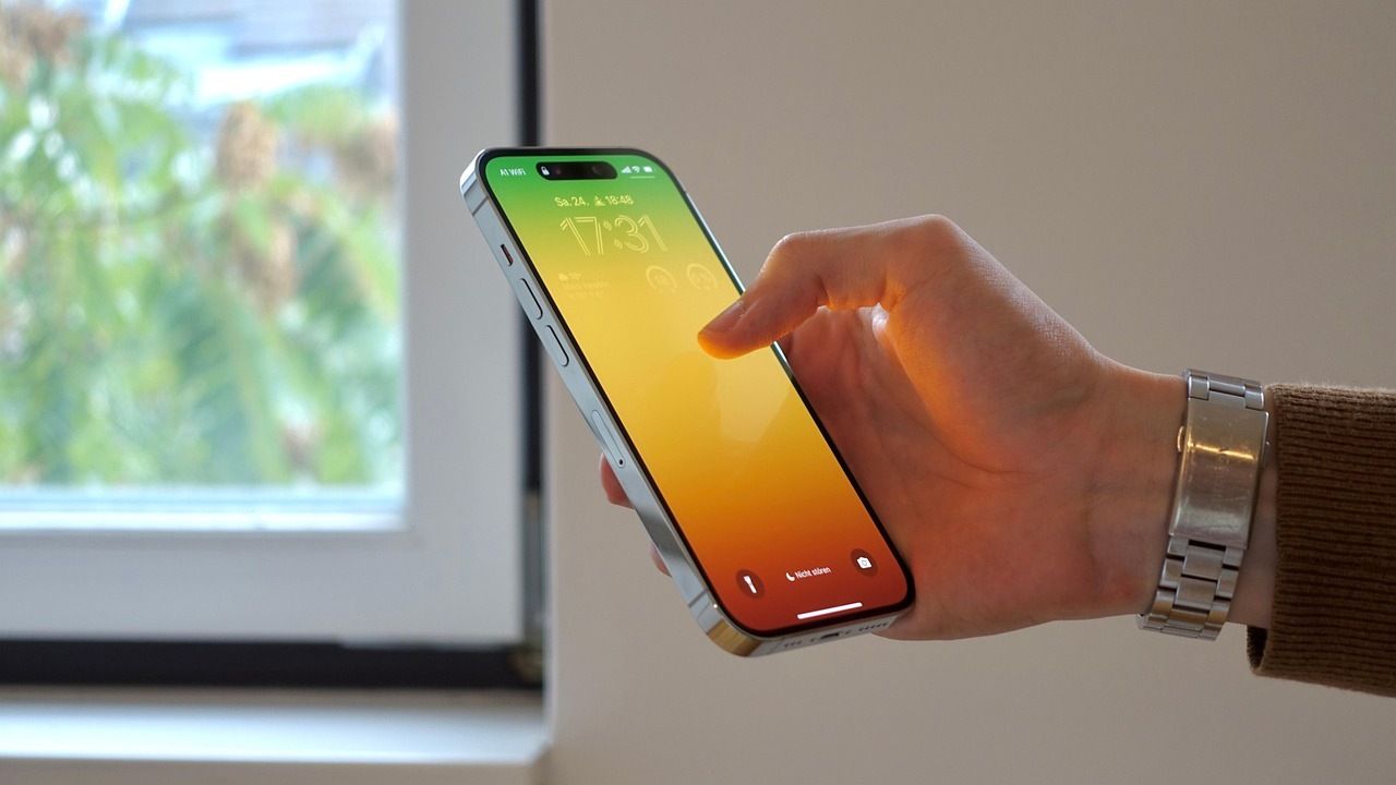 iPhone