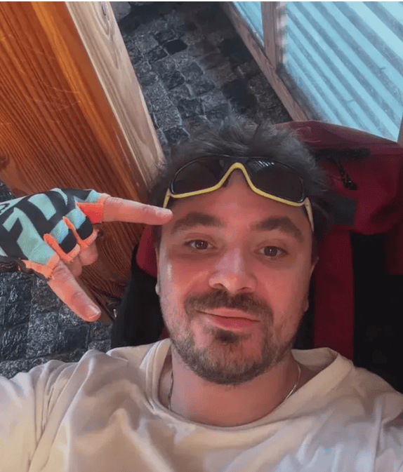 Martyniuk tuż po aferze samolotowej. Takie kadry wypuścił do sieci. Burza w sieci