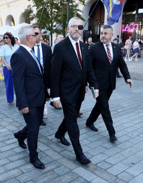 Był w Moskwie, teraz dostanie dostęp do tajemnic państwa? Burza wokół zaproszenia do RBN