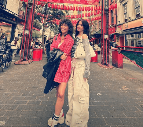 Kukulska i Socha pokazały najstarsze córki. 20-letnia Anna i 12-letnia Zofia to prawdziwe ślicznotki