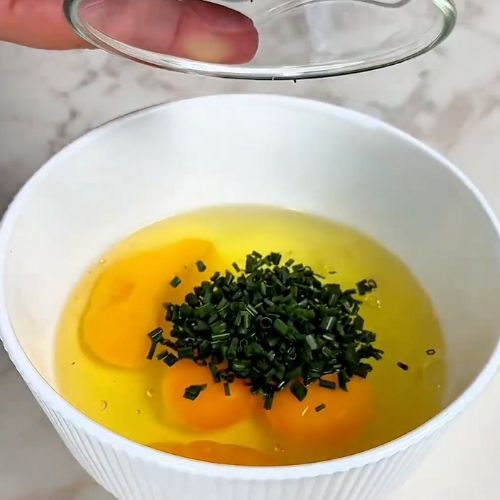 Jajecznica z kurkami. Mamy najlepszy przepis