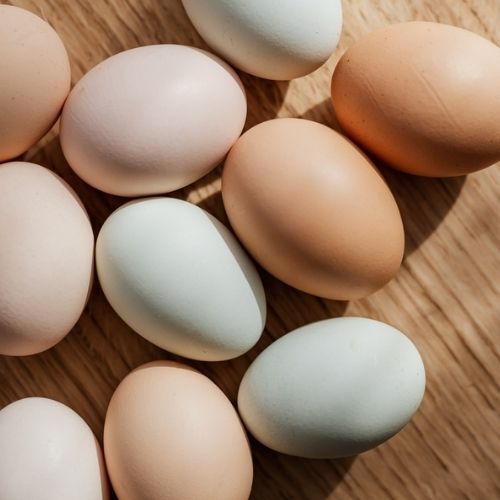 Wrzuć na patelnię i wbij jajka. Najlepsza jajecznica bez grama oleju czy masła