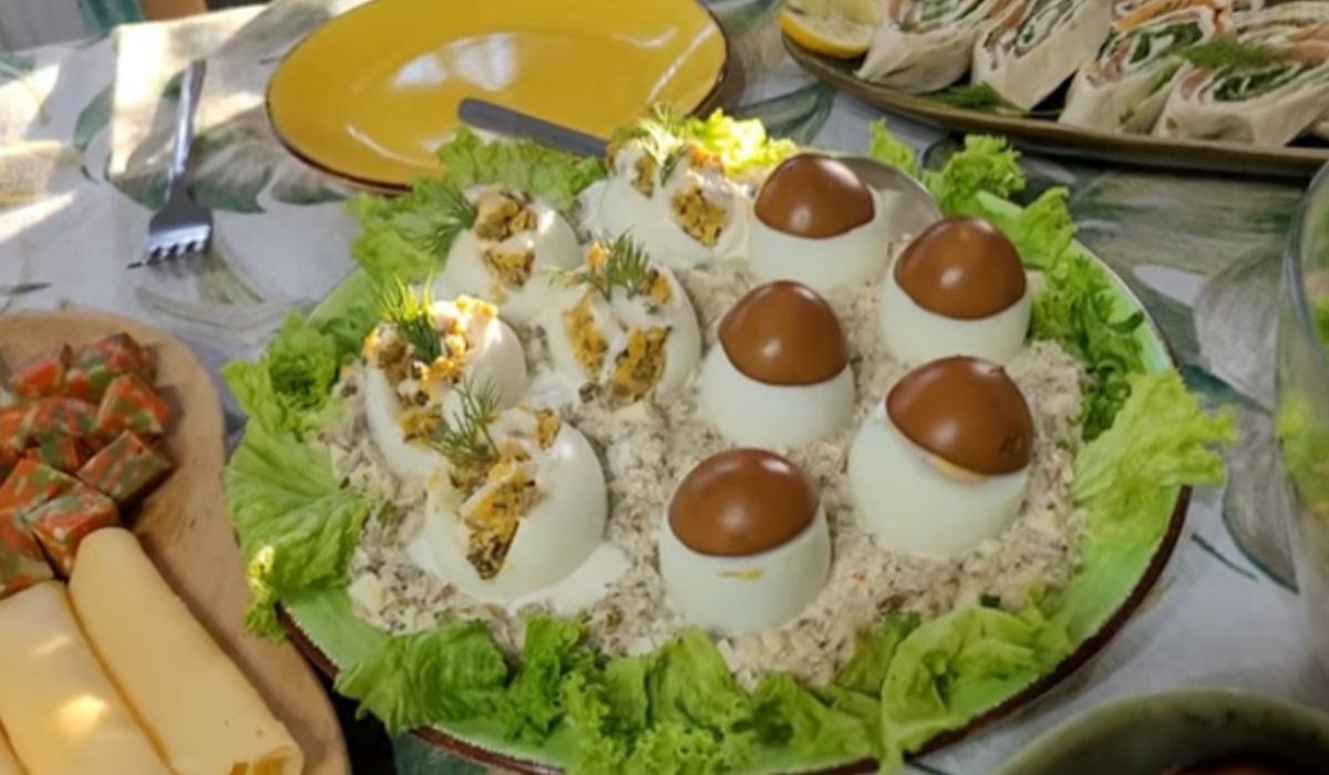 faszerowane jajka w sosie