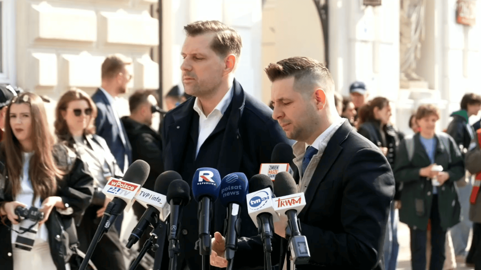 Konferencja posłów PiS przerwana przez studentkę UW. Rozległy się krzyki