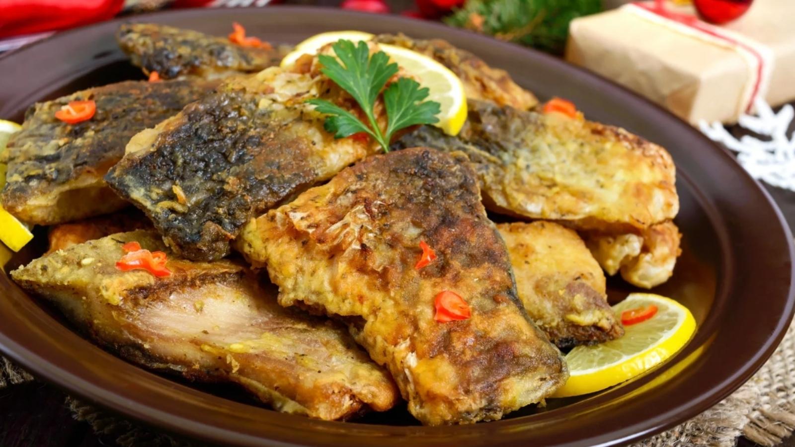 Tyle w tym roku zapłacimy za karpia na Boże Narodzenie. Hodowcy już ujawniają stawki