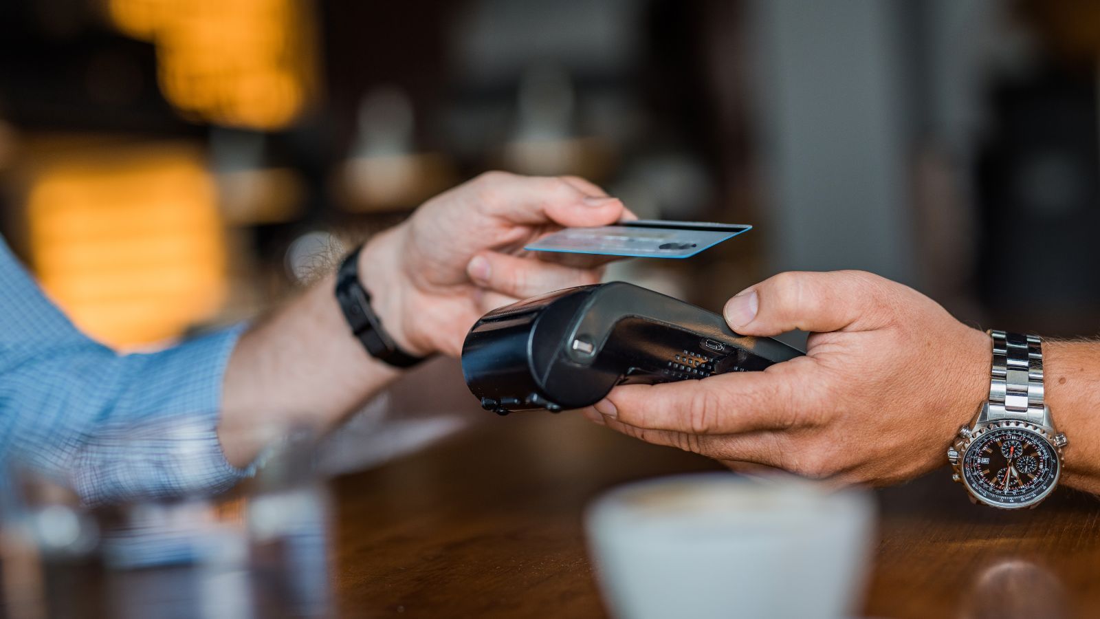 Karty płatnicze przestaną działać. Bank wydał pilny komunikat, zacznie się w Mikołajki