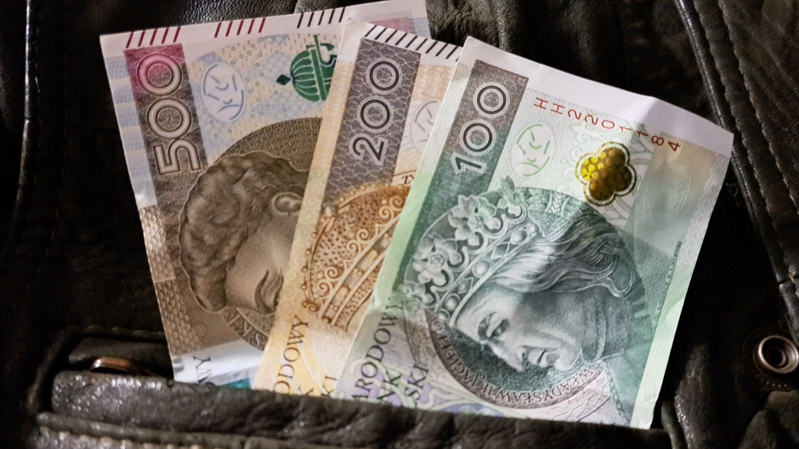 Od 1 stycznia 2026 r. zaczną się większe kontrole Polaków. Na to KAS zwróci uwagę, lepiej uważać