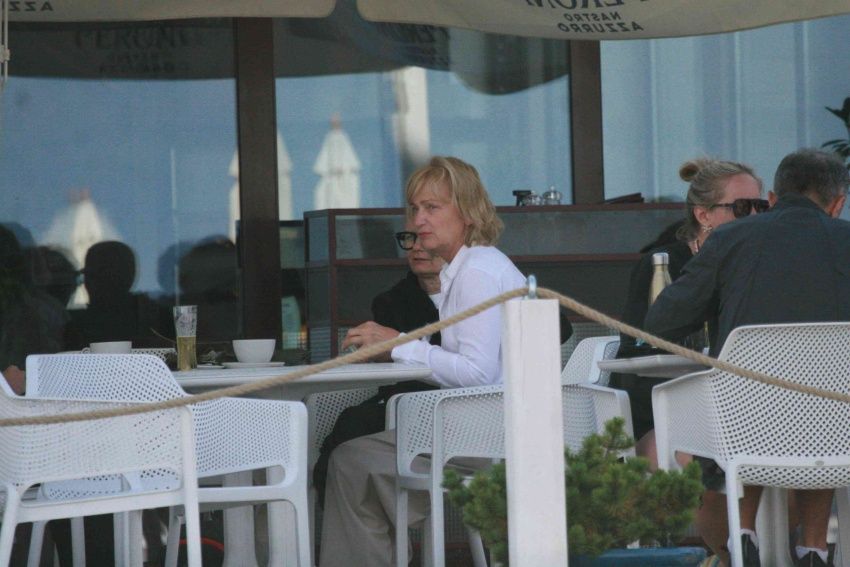 Przyłapaliśmy Katarzynę Żak. Naprawdę robiła to w restauracji