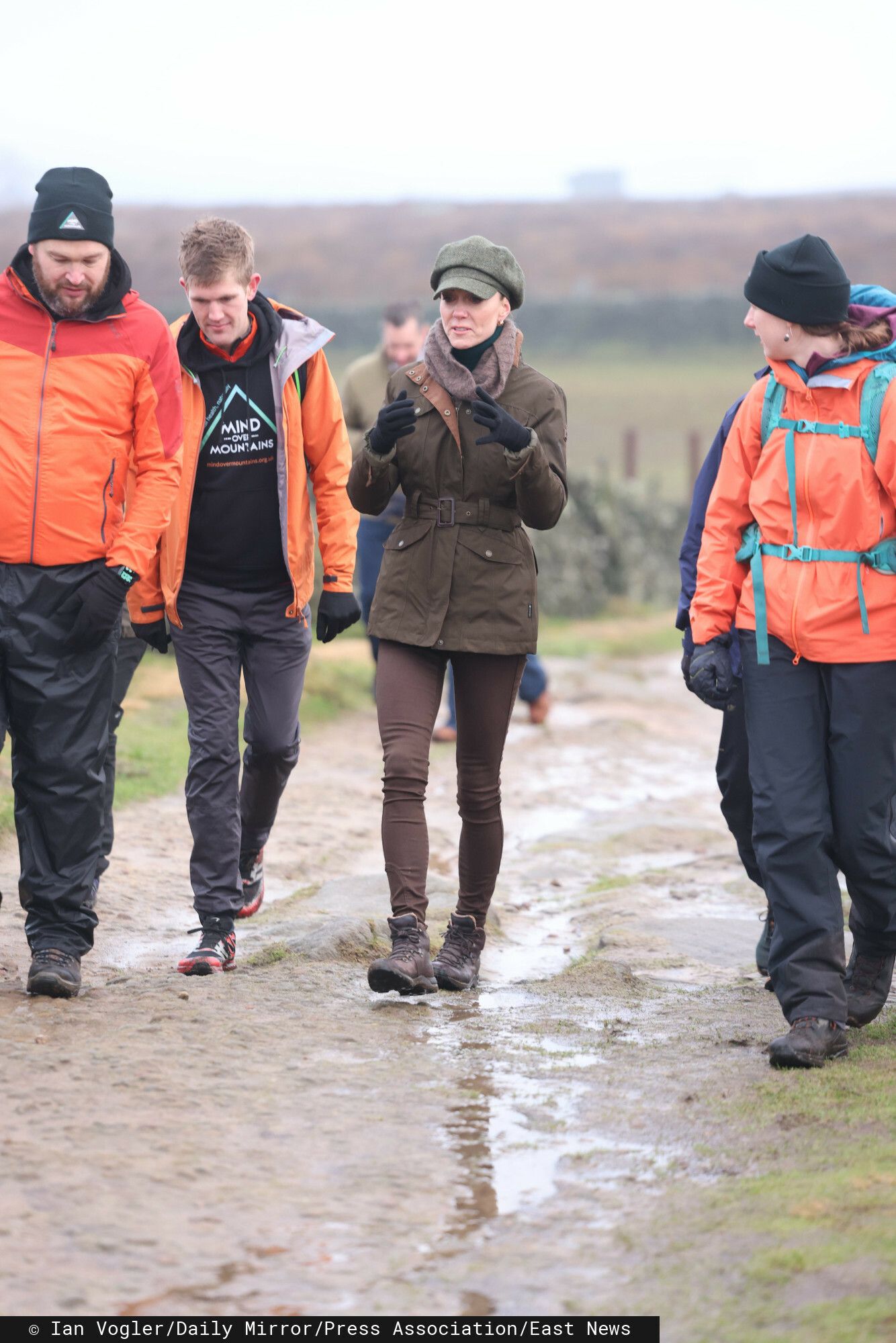 Księżna Kate zaskakuje nową fryzurą. Postawiła na wygodny klasyk inspirowany Polską