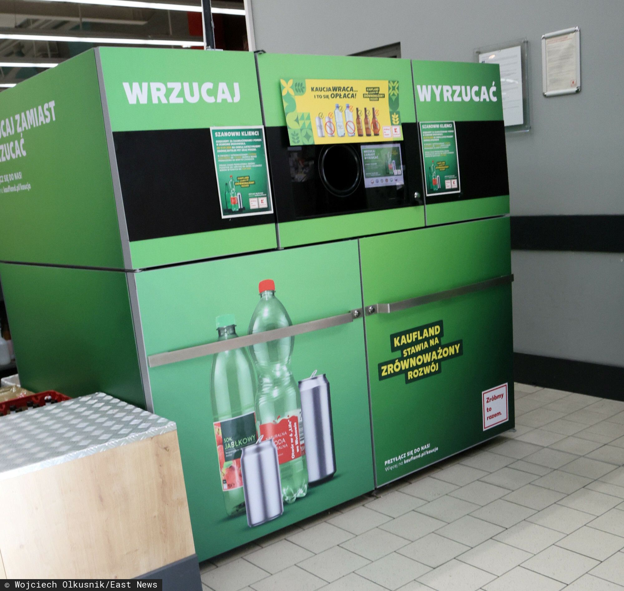 Problemy z systemem kaucyjnym. Przychodzą z pełnymi workami, klienci odchodzą z kwitkiem