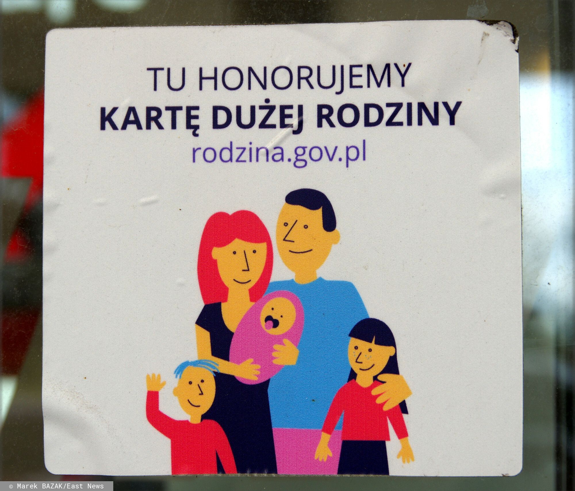 Nowe przywileje dla posiadaczy Karty Dużej Rodziny. Nie każdy o tym wie