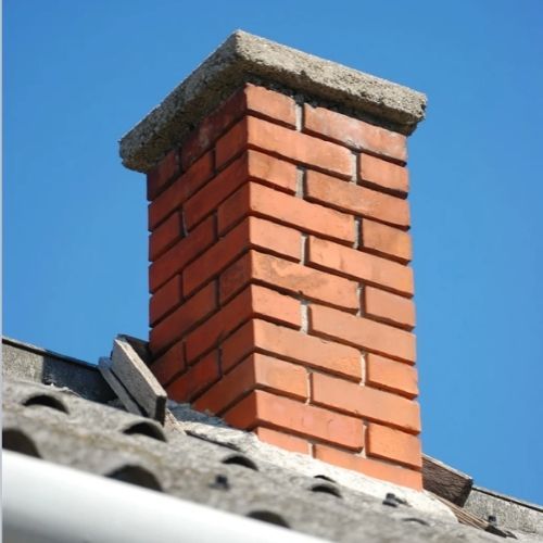 Tyle kosztuje przegląd kominiarski w 2025 r. Za niedopełnienie obowiązku trzeba słono zapłacić