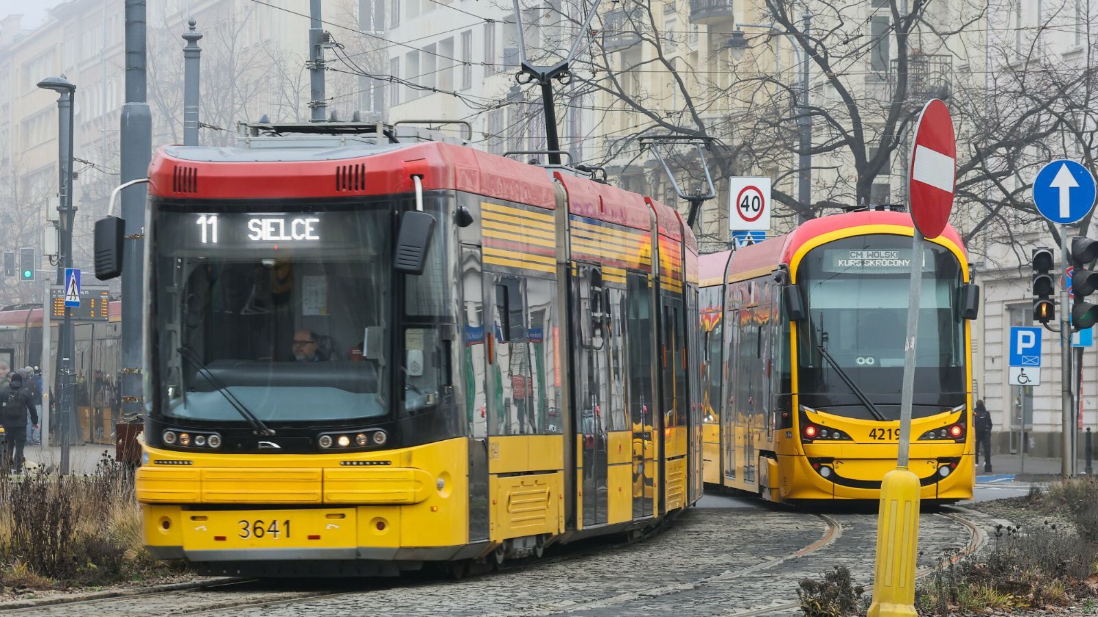 W tych polskich miastach bilety są najdroższe. Taniej wyjdzie taksówką?