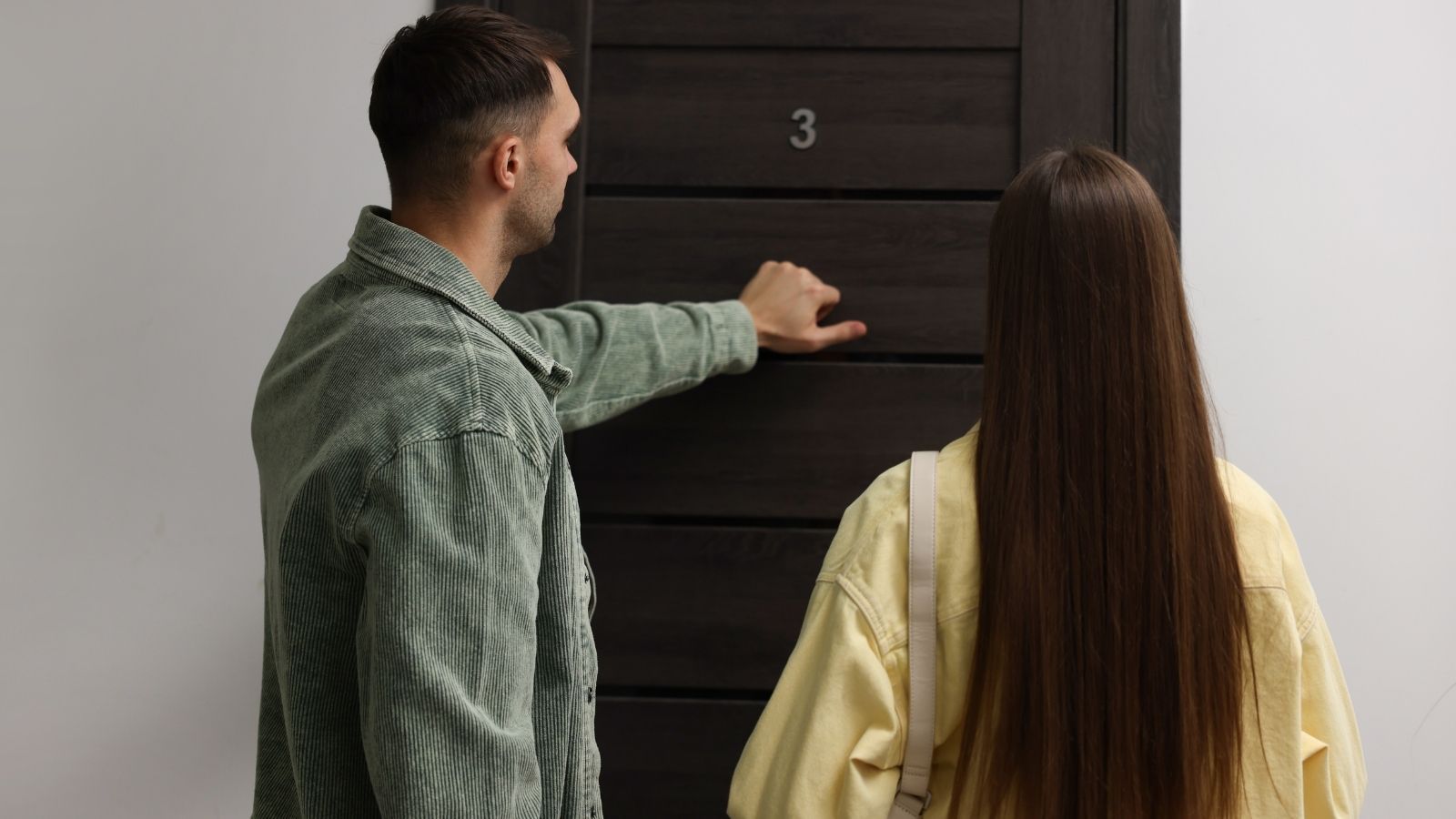 Cisza nocna to nie wszystko. Sprawdź, jak skutecznie walczyć z sąsiadem, który niszczy twój spokój