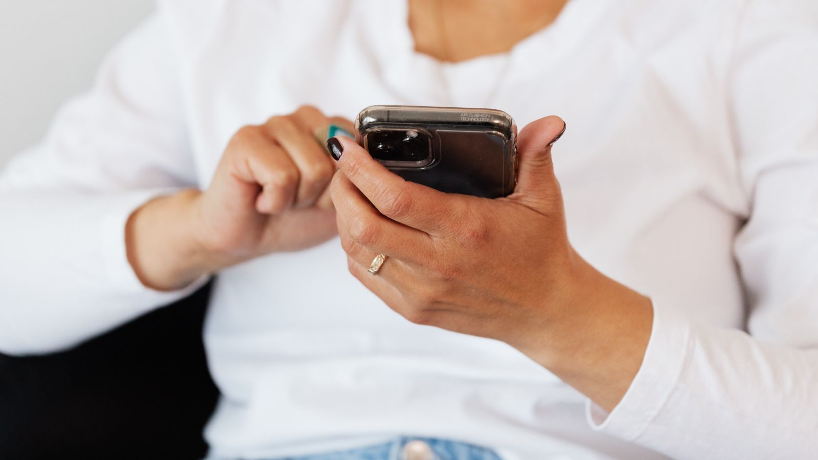 Dzwoni taki numer, nie odbieraj pod żadnym pozorem. W kilka chwil oszuści opróżnią Twoje konto