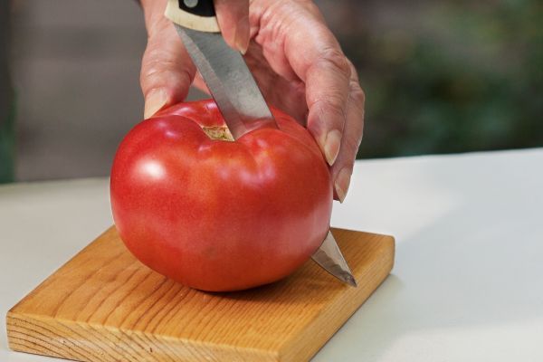 krojenie pomidora.jpg