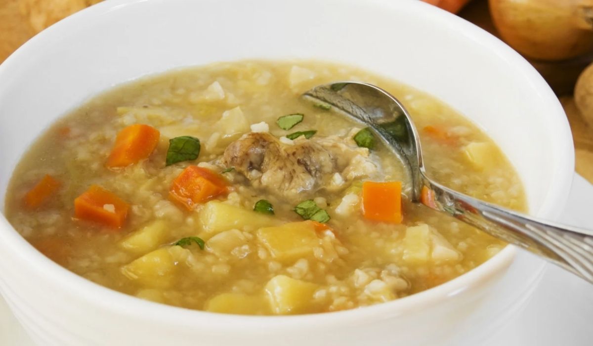 Super zupa, na jelita nie ma lepszej. Gotuję gar i znika w 15 minut