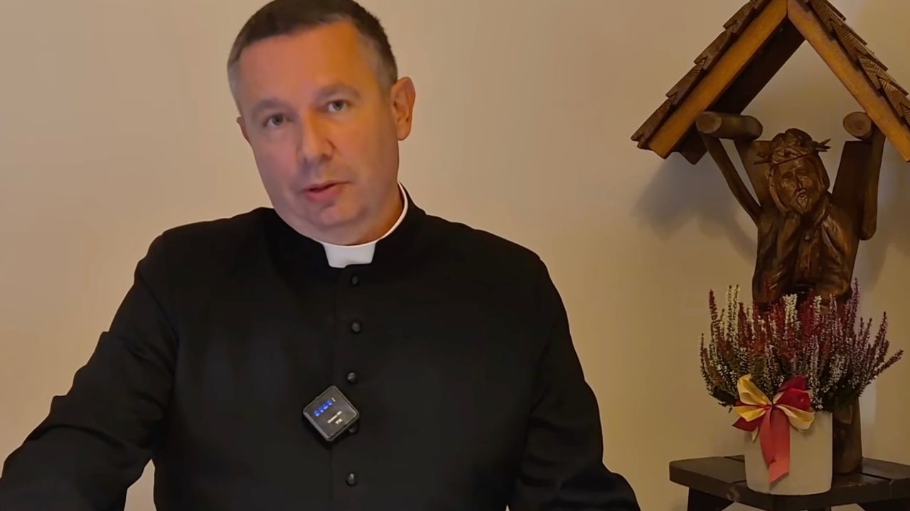 ksiądz Daniel Wachowiak