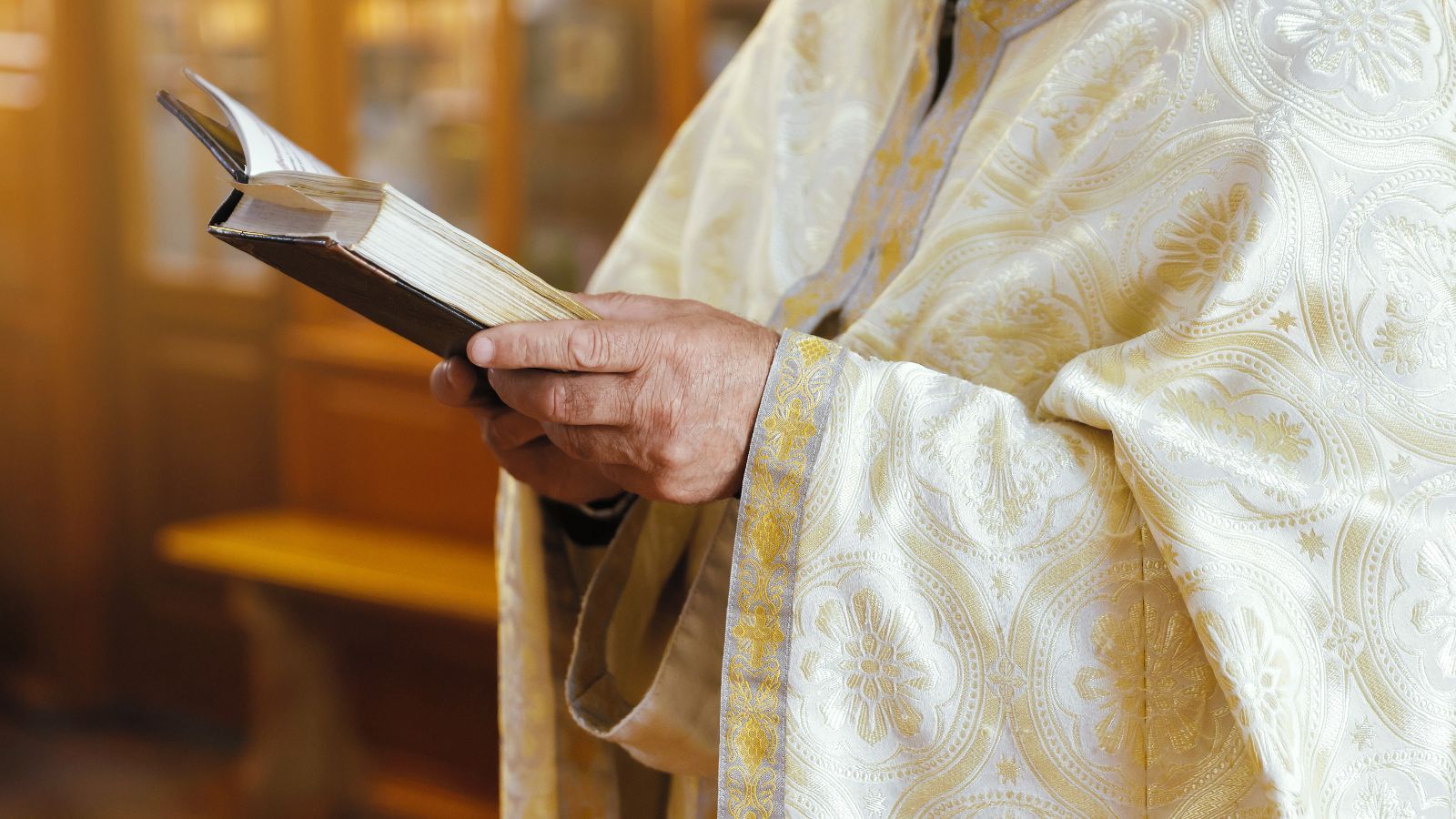 Ksiądz ujawnił, ile płaci podatku za wiernych. Padła konkretna kwota, można się zdziwić