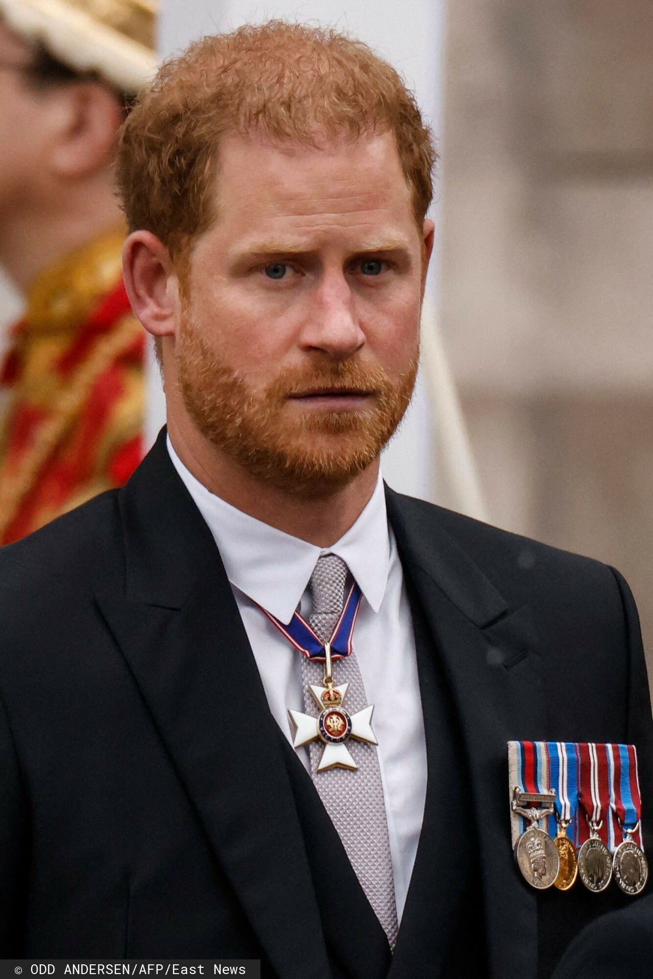jaki jest prawdziwy stan księżnej Kate, reakcja księcia Harry'ego, leci do Londynu