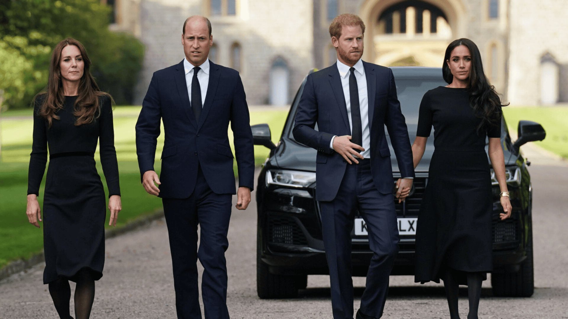 Zdjęcia księżnej i księcia podbijają sieć. Sussexowie kontynuują rodzinną tradycję